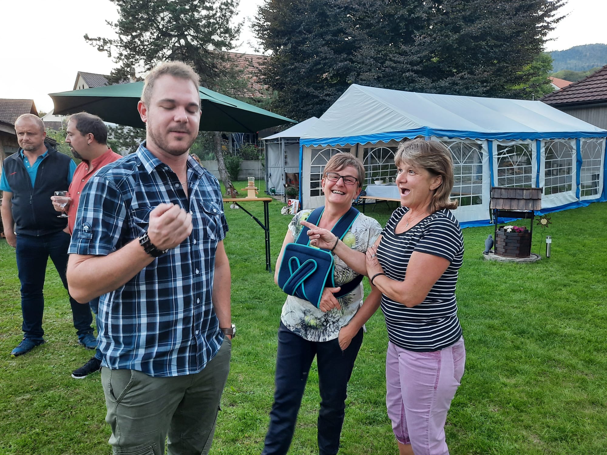 e209be96 8bf4 4e31 96a1 efe57a701472